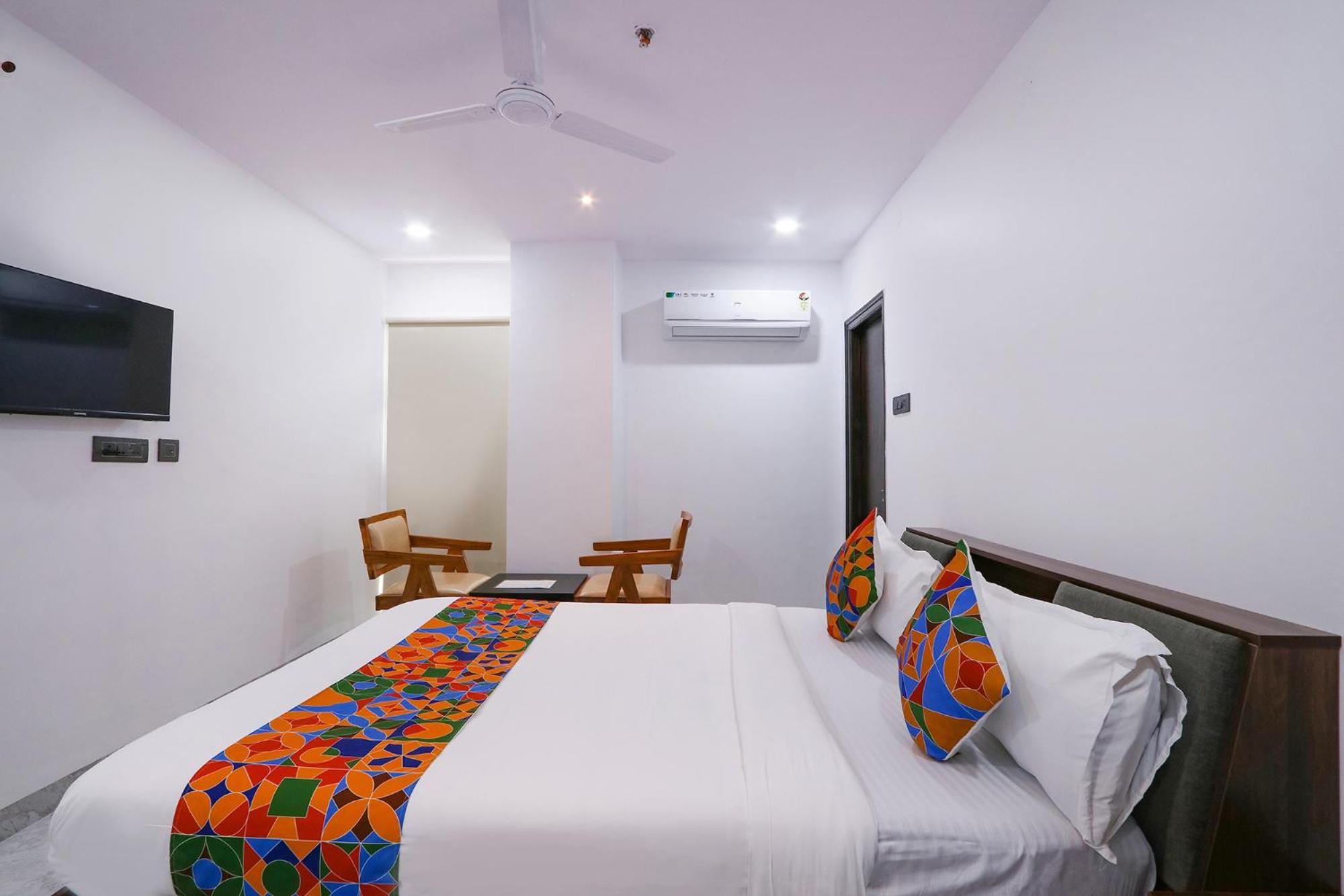 Fabhotel Relax Inn Hyderabad Exterior photo